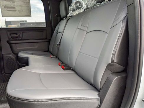 New 2024 RAM 5500 Tradesman w/ Max Tow Package image 28