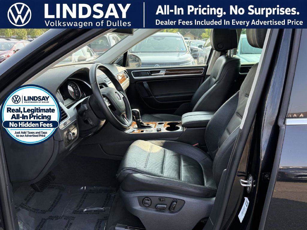 Used 2016 Volkswagen Touareg TDI AWD/4WD image 12