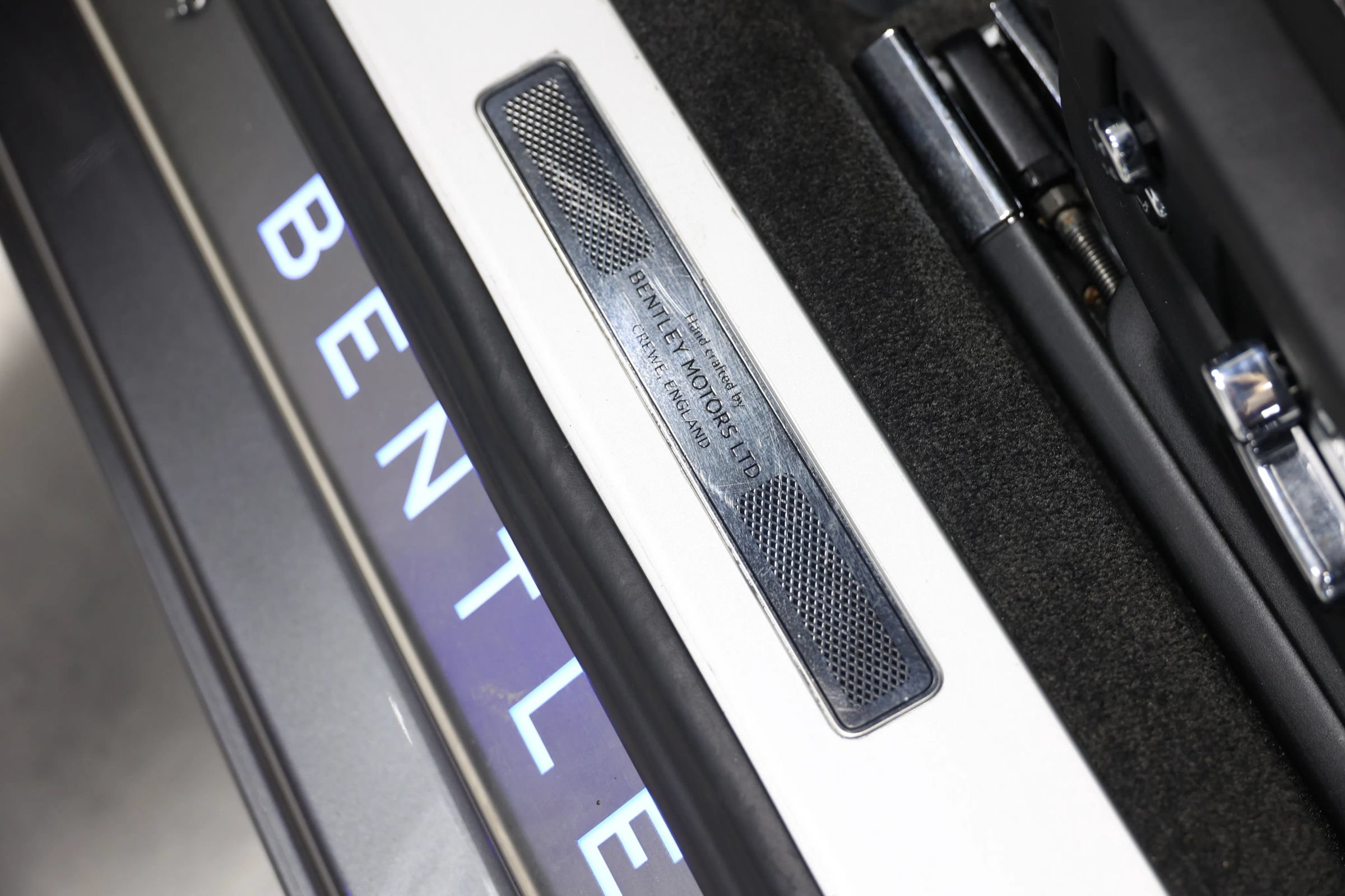 Used 2020 Bentley Continental GT AWD/4WD image 18