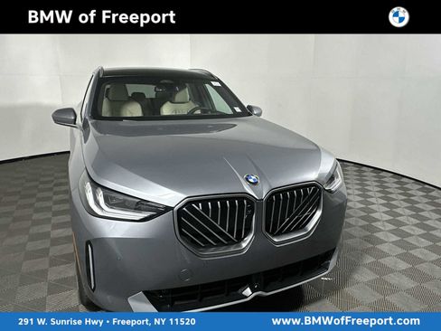 New 2026 BMW X3 xDrive30 w/ Premium Package image 1