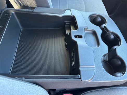 Used 2024 RAM 1500 Classic SLT image 15