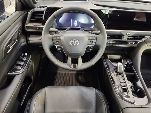 New 2026 Toyota Crown Platinum AWD/4WD image 12