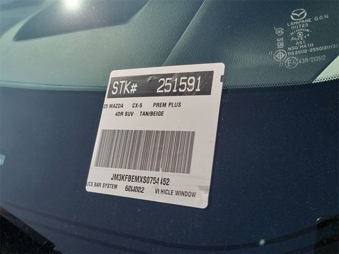 New 2025 MAZDA CX-5 AWD 2.5 S w/ Premium Plus Pkg image 23