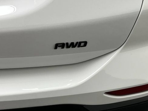 Certified 2024 Chevrolet Equinox Premier AWD/4WD image 34