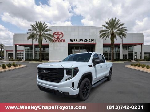 Used 2024 GMC Sierra 1500 Elevation w/ Preferred Package AWD/4WD image 1
