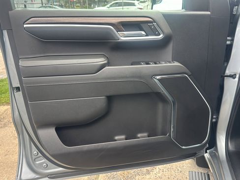 Used 2024 Chevrolet Silverado 1500 LT image 15