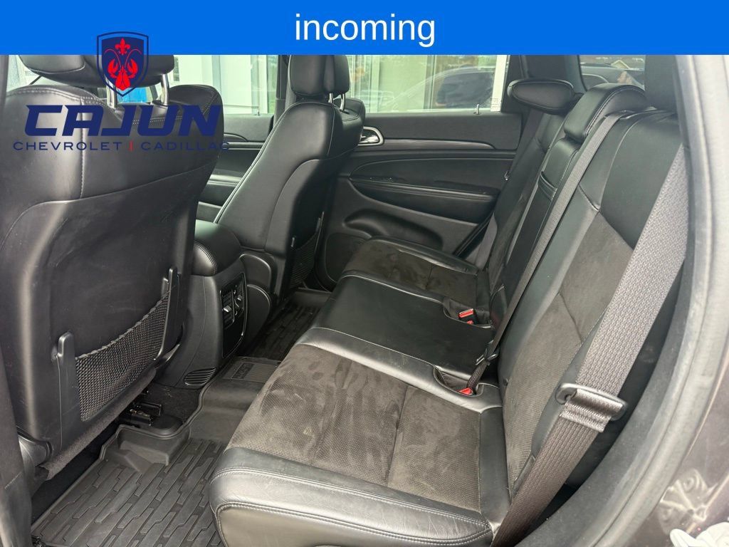 Used 2020 Jeep Grand Cherokee Laredo w/ Laredo X Package RWD image 11