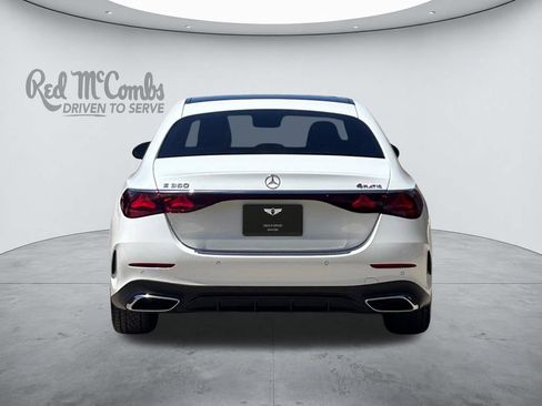Used 2025 Mercedes-Benz E 350 4MATIC Sedan image 4