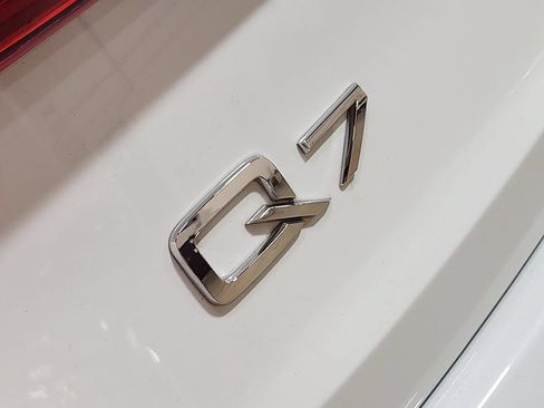 Used 2023 Audi Q7 3.0T Premium Plus AWD/4WD image 25
