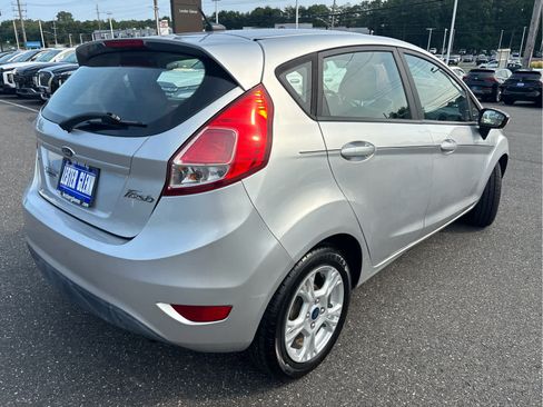 Used 2016 Ford Fiesta SE FWD image 28