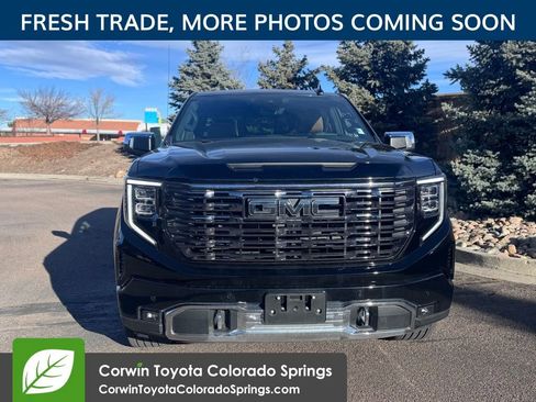 Used 2025 GMC Sierra 1500 Denali Ultimate image 2