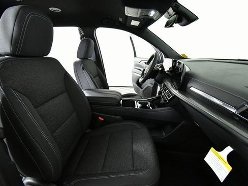 New 2026 Chevrolet Traverse LT image 23