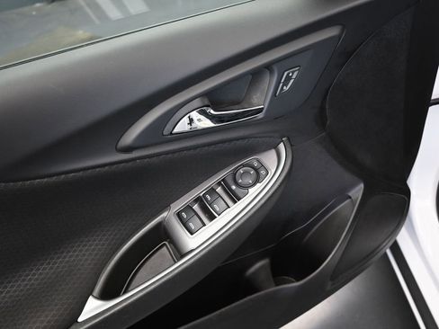 Used 2024 Chevrolet Malibu LT image 23