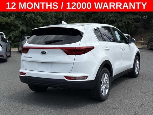 Used 2017 Kia Sportage LX FWD image 2