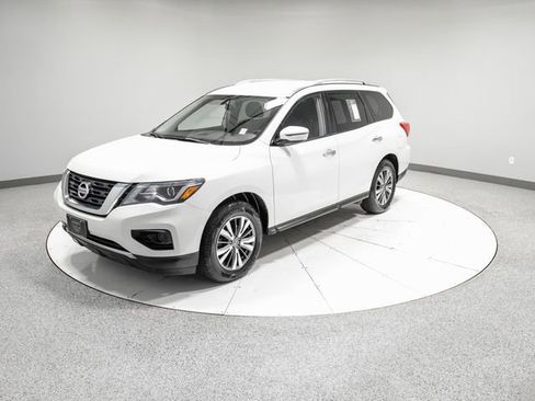 Used 2020 Nissan Pathfinder S AWD/4WD image 33