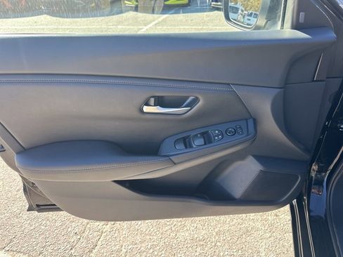 Used 2024 Nissan Sentra SV image 22