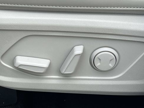 New 2026 Kia Sorento EX FWD image 25