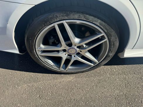 Used 2014 Mercedes-Benz E 350 4MATIC Sedan image 13