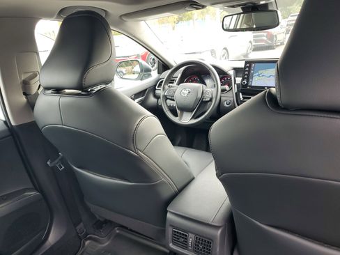 Used 2023 Toyota Camry XSE image 13