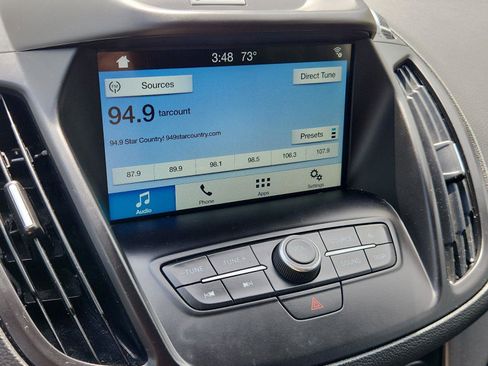 Used 2018 Ford Escape SE w/ SE Sync 3 Package AWD/4WD image 22