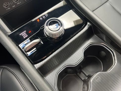 New 2025 Jeep Grand Cherokee Limited w/ Black Appearance Package image 17