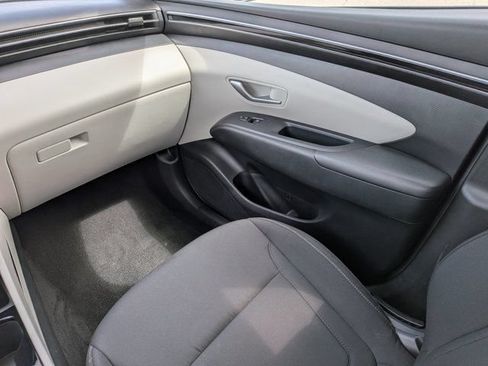 Used 2024 Hyundai Tucson SEL FWD image 16