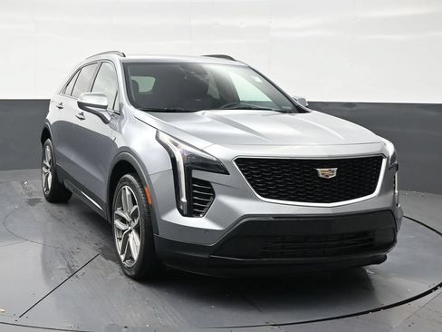 Used 2023 Cadillac XT4 Sport FWD image 7