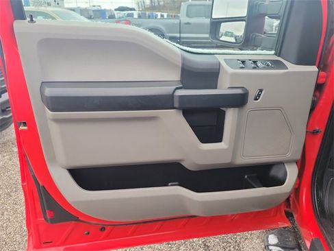 Used 2022 Ford F250 XL w/ STX Appearance Package image 18