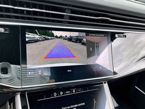 New 2026 Audi Q8 Premium Plus image 27