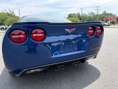 Used 2007 Chevrolet Corvette Coupe w/ Preferred Equipment Group RWD image 15