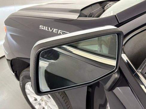 Used 2023 Chevrolet Silverado 1500 LTZ image 15