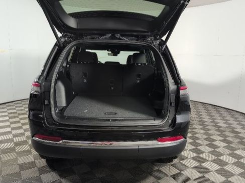 New 2025 Jeep Grand Cherokee Limited AWD/4WD image 6