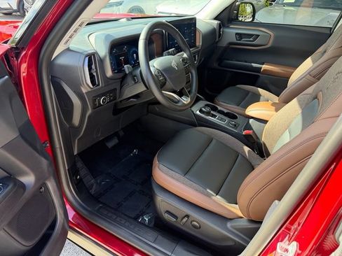 Used 2025 Ford Bronco Sport Outer Banks w/ Outer Banks Tech Package+ AWD/4WD image 13