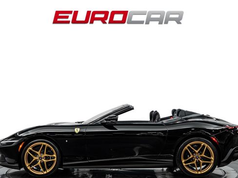 Used 2026 Ferrari Roma Spider RWD image 2