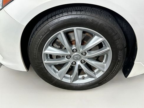 Used 2015 INFINITI Q50 2.0t w/ Moonroof Package AWD/4WD image 11