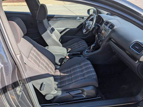 Used 2012 Volkswagen Golf 2-Door image 20