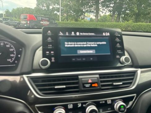 Used 2020 Honda Accord Sport image 12