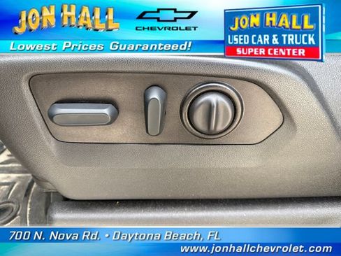 Used 2022 Chevrolet Silverado 2500 LTZ w/ LTZ Plus Package AWD/4WD image 17