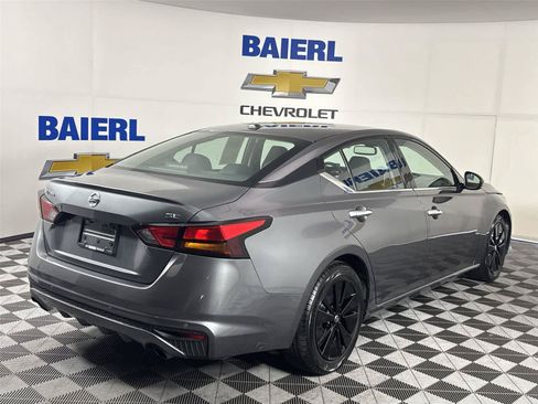 Used 2019 Nissan Altima 2.5 SL FWD image 5