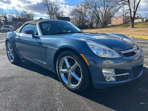 Used 2007 Saturn Sky image 1