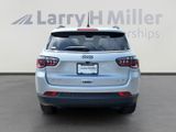 New 2025 Jeep Compass Latitude image 4