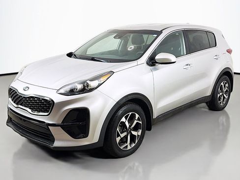 Used 2020 Kia Sportage LX image 5