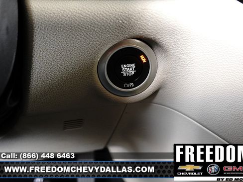 Used 2023 Chrysler Voyager LX FWD image 30
