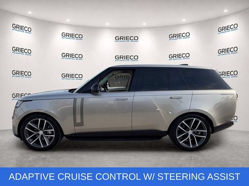Used 2024 Land Rover Range Rover SE AWD/4WD image 4