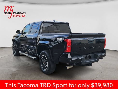 Used 2024 Toyota Tacoma TRD Sport w/ TRD Sport Upgrade Package AWD/4WD image 15