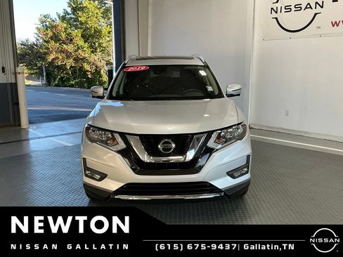Used 2019 Nissan Rogue SV w/ Sun & Sound Touring Package FWD image 23