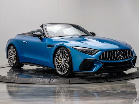 Used 2022 Mercedes-Benz SL 63 AMG 4MATIC image 30