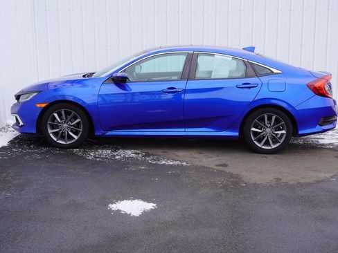 Used 2019 Honda Civic EX image 3