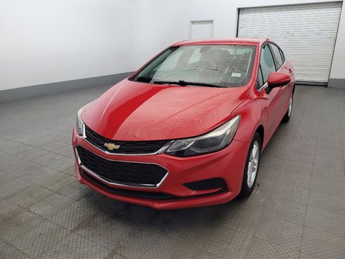 Used 2017 Chevrolet Cruze LT w/ Convenience Package FWD image 15
