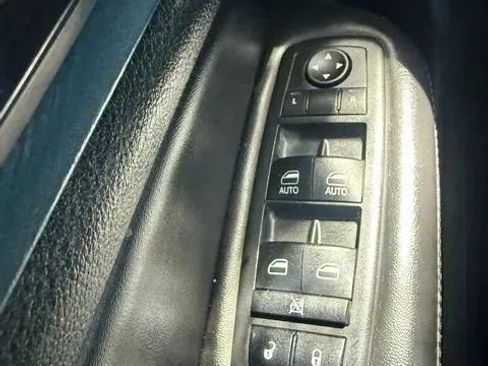 Used 2015 Chrysler 200 S w/ Navigation & Sound Group I FWD image 17
